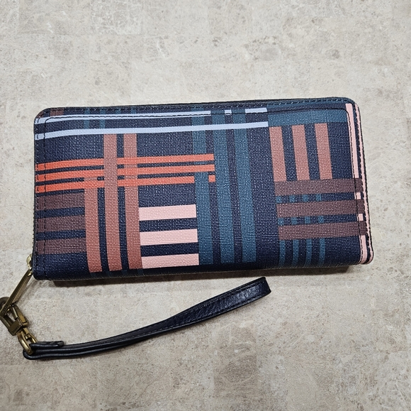 Fossil Multicolor Plaid Wallet with Wrist Strap - Picture 2 of 3